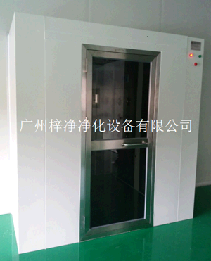 冷軋鋼板烤漆風(fēng)淋室廣泛應(yīng)用于電子、國防、精密儀器、儀表、汽車制造、制藥、食品、化工、農(nóng)業(yè)、生物等各個(gè)工業(yè)部門和種類科學(xué)實(shí)驗(yàn)室。